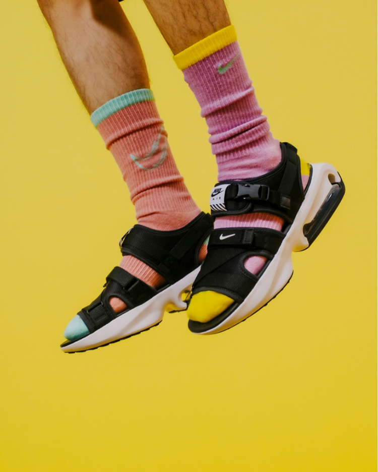 NIKE SUMMER SHOP �R�[�f�B�l�[�g