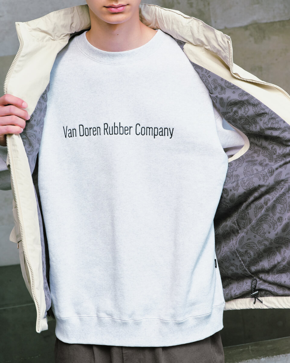 VANS APPAREL COLLECTION AW24 �R�[�f�B�l�[�g
