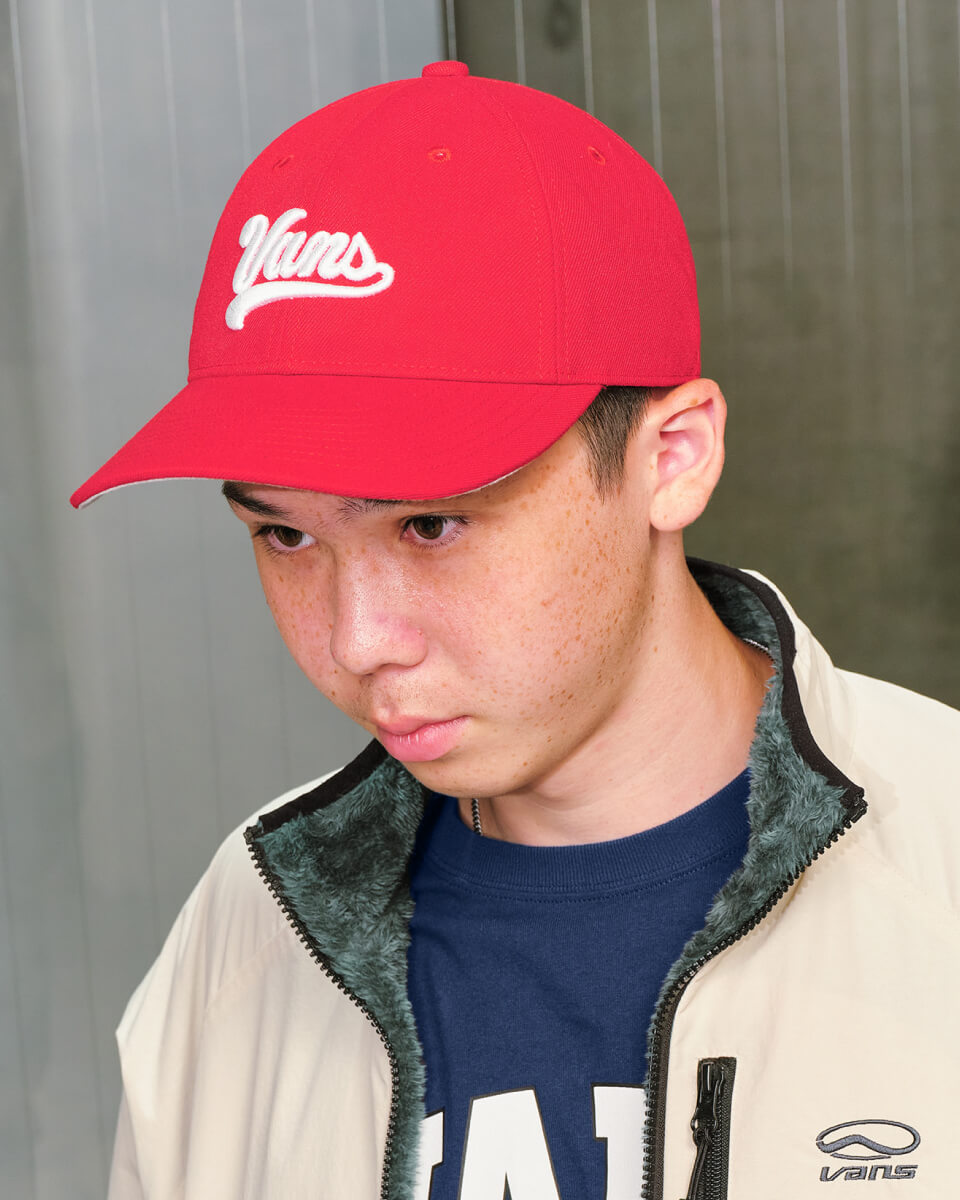 VANS APPAREL COLLECTION AW24 �R�[�f�B�l�[�g