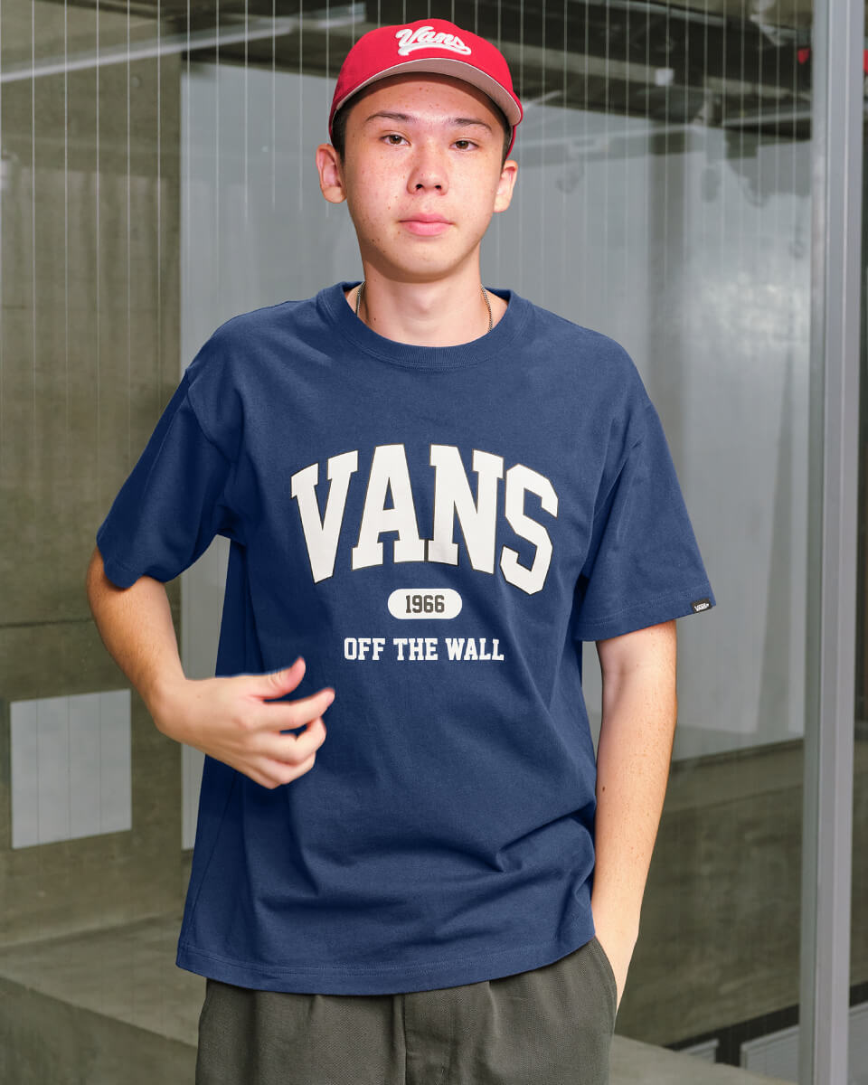 VANS APPAREL COLLECTION AW24 �R�[�f�B�l�[�g