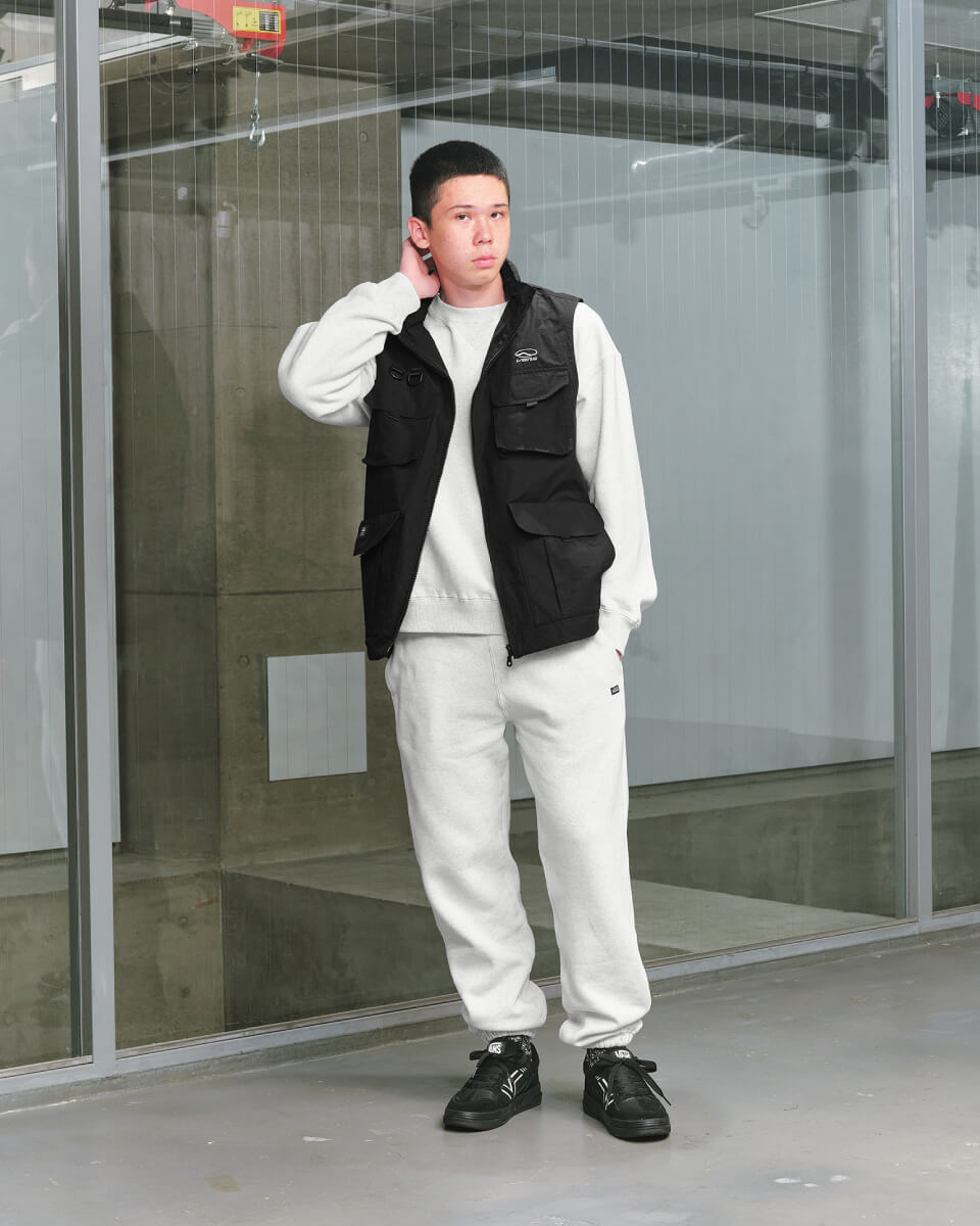 VANS APPAREL COLLECTION AW24 �R�[�f�B�l�[�g