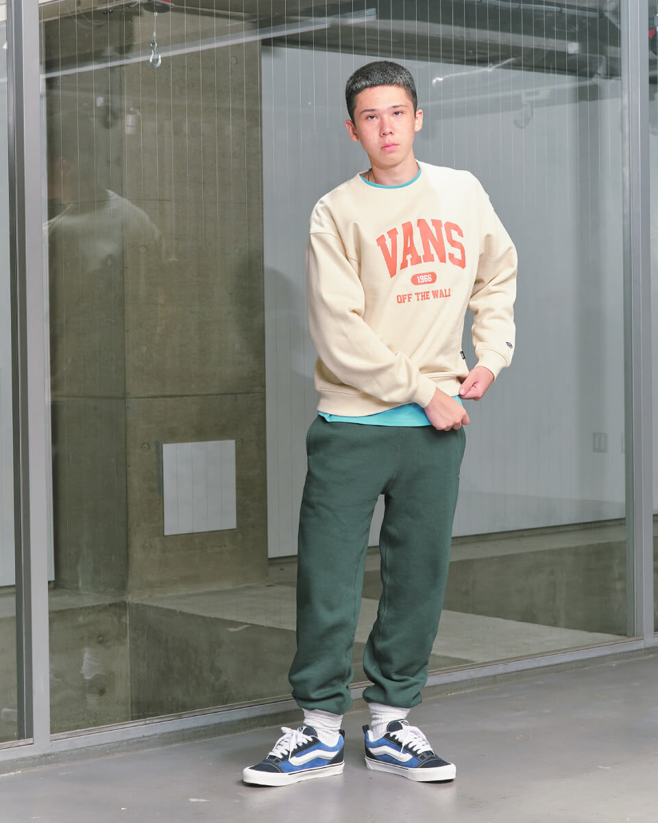 VANS APPAREL COLLECTION AW24 �R�[�f�B�l�[�g