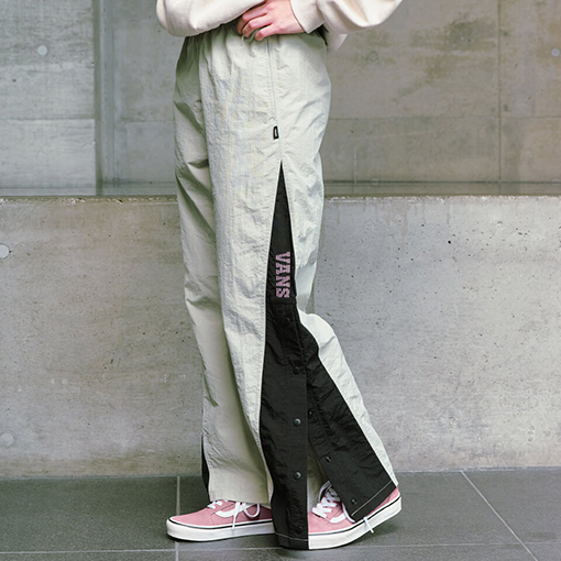 W color scheme logo pants