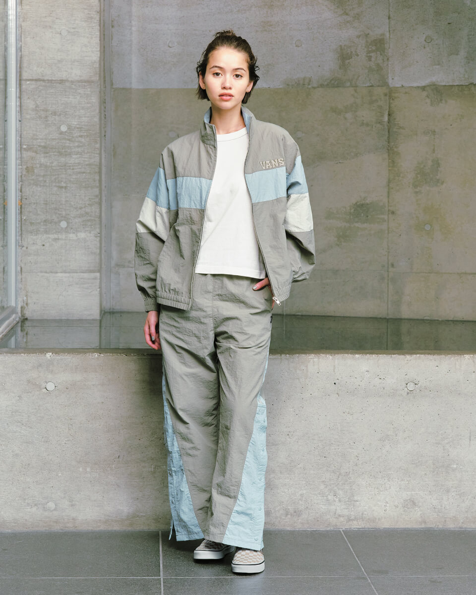 VANS APPAREL COLLECTION AW24 �R�[�f�B�l�[�g