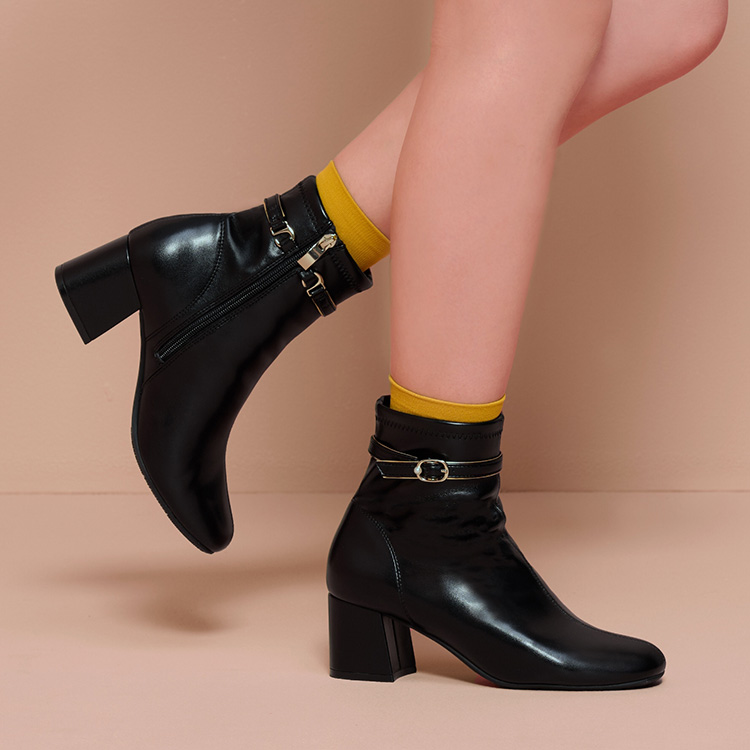 �X�b�L���y�u�[�c