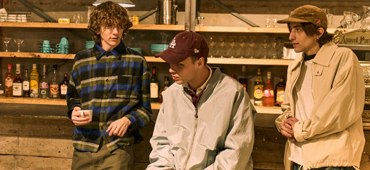 �A�[�o�����C�t�ƃA�E�g�h�A���V�[�����X�ɂȂ��BURBANOVA�i�A�[�o�m���@�j�b �_�i�[