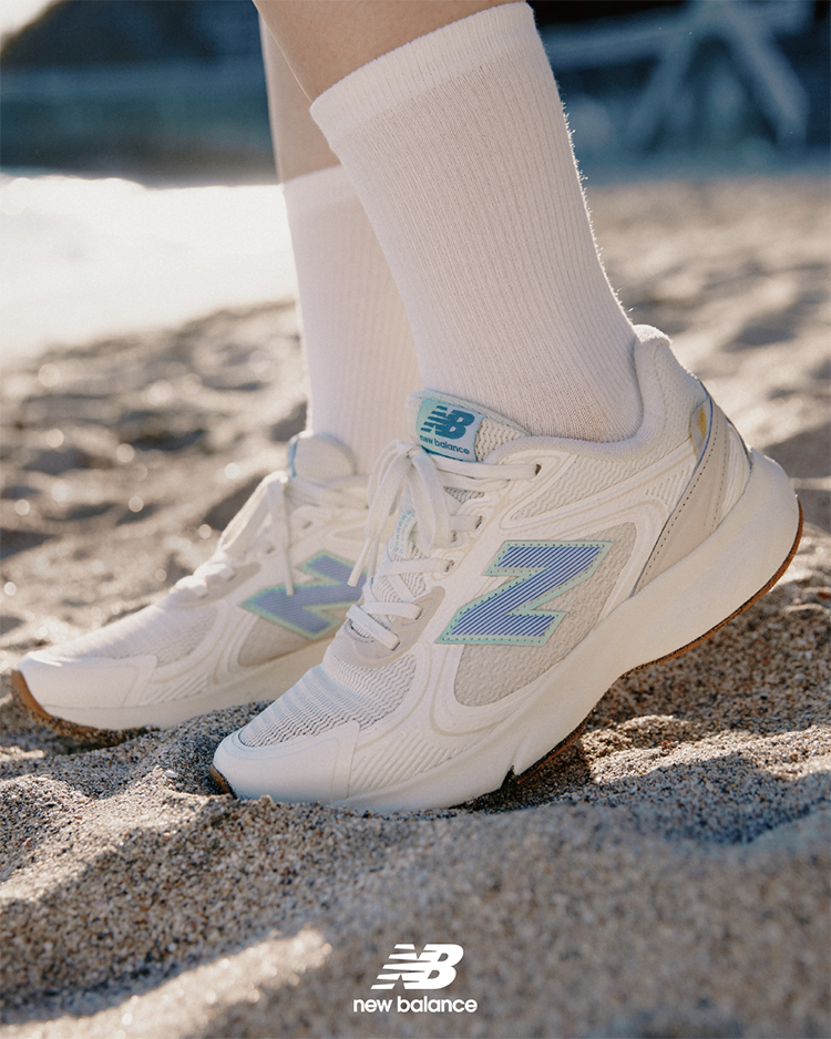 Move active�bNew Balance ��Փނ��񒅗p �R�[�f�B�l�[�g