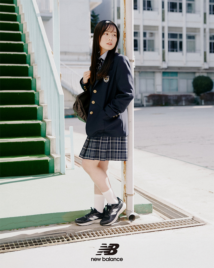 Move active�bNew Balance ��Փނ��񒅗p �R�[�f�B�l�[�g