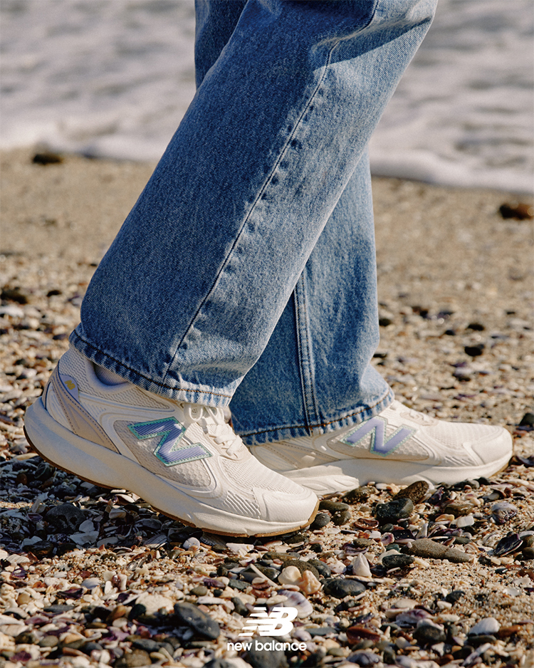 Move active�bNew Balance �R�[�f�B�l�[�g