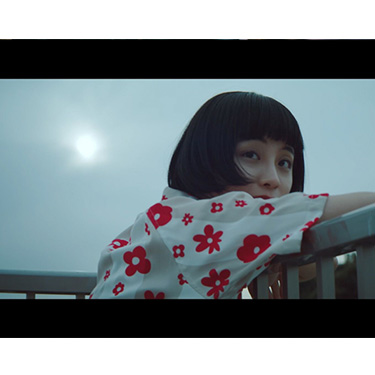 �鎭 �o�� �wadidas SLEEK�x�VTV-CM�̂��m�点