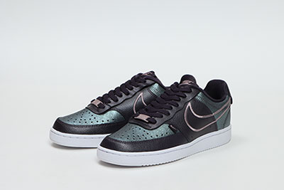 2021年10月に日本デビュー！注目のK-POPガールズグループ“LOONA”が着用